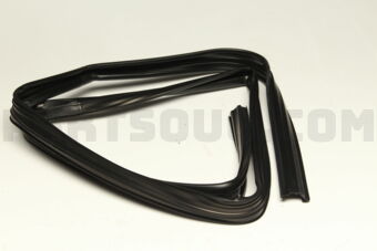 8366064J01 RUN, FRONT DOOR GLASS RH