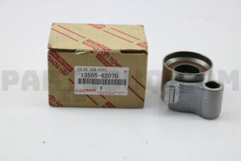 1350562070 IDLER SUB-ASSY, TIMING BELT, NO.1