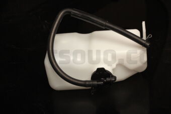 1647020040 Toyota TANK ASSY, RADIATOR RESERVE