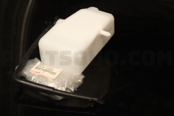 1647020040 Toyota TANK ASSY, RADIATOR RESERVE