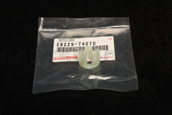 2822974070 RETAINER, STARTER IDLE GEAR