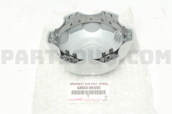 426030K050 ORNAMENT SUB-ASSY, WHEEL HUB
