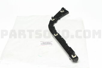 525760K030 RETAINER, REAR BUMPER SIDE, LH