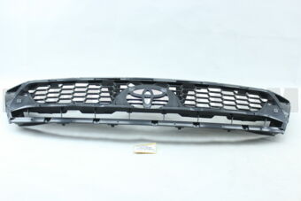 531110K200 GRILLE, RADIATOR
