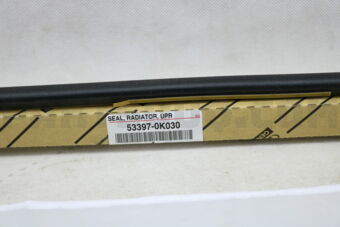 533970K030 SEAL, RADIATOR GRILLE, NO.1