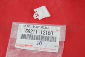 6821112160 CLIP(FOR FRONT DOOR GLASS OUTER WE