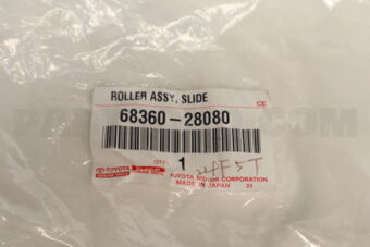 6836028080 Toyota ROLLER ASSY, SLIDE DOOR, LOWER LH