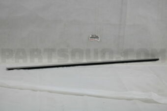 7571160080 MOULDING, FRONT DOOR BELT, RH