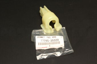 7729535320 GROMMET, FUEL TUBE