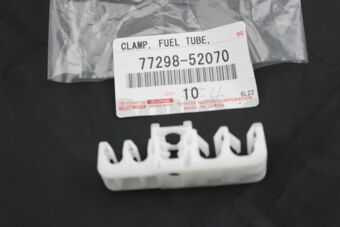 7729852070 CLAMP, FUEL TUBE, NO.1