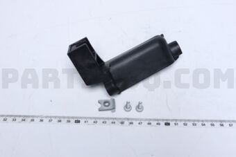 8119660080 Toyota RETAINER, HEADLAMP PROTECTOR, LWR LH