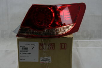 8155106271 LENS &amp; BODY, REAR COMBINATION 