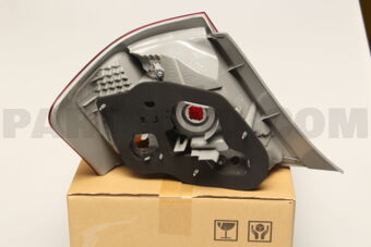 8155112A20 LENS & BODY, REAR COMBINATION LAMP