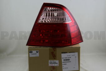 815511E040 LENS, REAR COMBINATION LAMP, RH