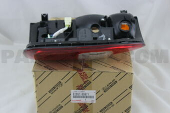 8156160671 LENS & BODY, REAR COMBINATION LAMP
