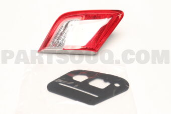 816818Y003 Toyota LENS AND BODY, REAR LAMP, LH