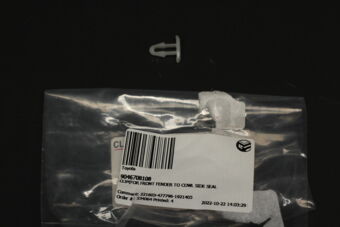 9046708108 CLIP(FOR FRONT FENDER TO COWL SIDE SEAL)
