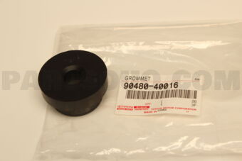 9048040016 Toyota SUPPORT, RADIATOR, LOWER
