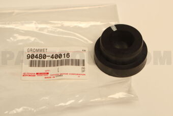 9048040016 Toyota SUPPORT, RADIATOR, LOWER