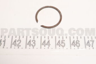 9052044012 Toyota RING, SHAFT SNAP (FOR TRANSFER INPUT GEAR STOPPER)
