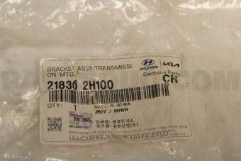 Hyundai / KIA 218302H100 BRACKET ASSY-TRANSAXLE MTG