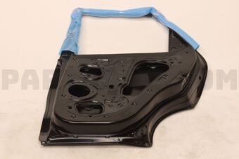Hyundai / KIA 77004CC100 PANEL ASSY-REAR DOOR,RH