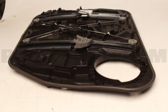 Hyundai / KIA 82471F1000 PANEL ASSY-FRONT DR