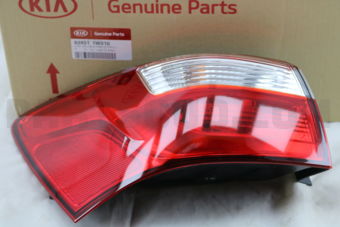 Hyundai / KIA 924011W010 LAMP ASSY-RR COMB