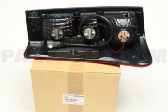 Isuzu 8981254033 Lamp Asm; Rr Comb
