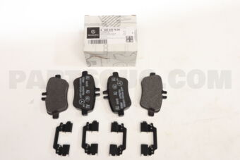 MERCEDES A0004207604 BRAKE PAD RER-CLA(X117)A(W176)