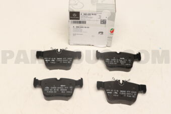 MERCEDES A0004207803 BRAKE PAD RER-C(W205)43AMG