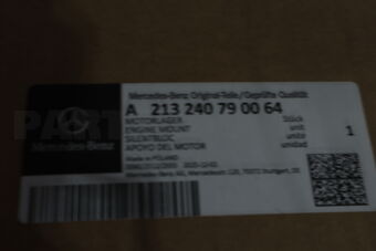 MERCEDES A213240790064 ENGINE MOUNT