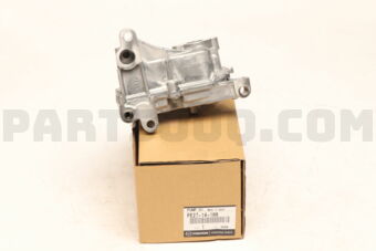 Mazda PE2714100 PUMP,OIL