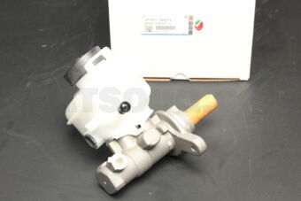Nakamoto 4720126811 BRAKE MASTER CYL