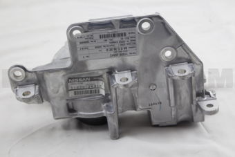 Nissan 11220JG31C INSUL ASSY-ENG