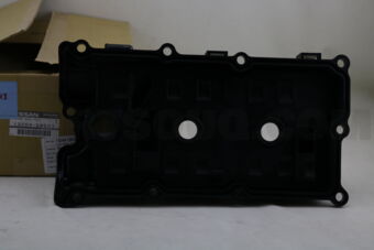 Nissan 132645W501 COVER ASSY-VALVE ROCKER