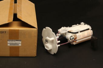 Nissan 170406HA0A PUMP COMPL-FUEL