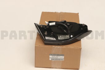 Nissan 265409DJ0A BACKUP LAMP ASS