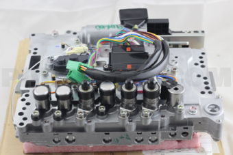 Nissan 3170590X00 VALVE ASSY-CONTROL