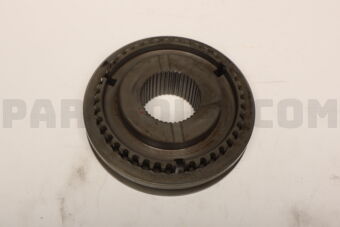 Nissan 3225801J51 HUB & COUPLING SET-REVERSE