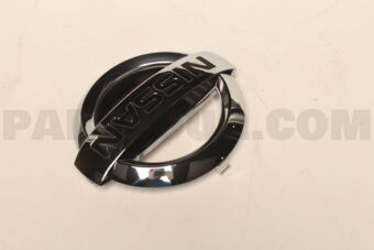 Nissan 628909PF0A EMBLEM FRONT