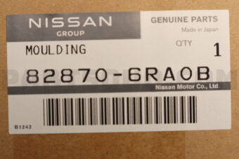 Nissan 828706RA0B MOULDING-REAR DOOR,RH