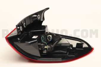 Suzuki 3567086R00 LAMP UNIT,RR COMB LH APK416
