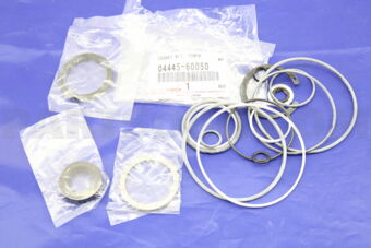 Toyota 0444560050 GASKET KIT, POWER STEERING GEAR(FOR RECIRCULATING BALL)