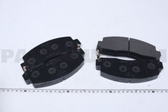 Toyota 04465YZZE6 BRAKE PAD KIT
