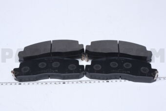 Toyota 04465YZZE6 BRAKE PAD KIT