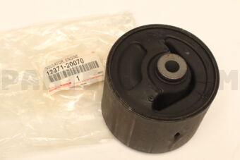 Toyota 1237120070 INSULATOR, ENGINE MOUNTING, REAR