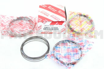 Toyota 1301151032 RING SET, PISTON