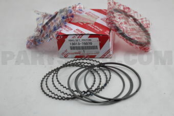 Toyota 1301375070 RING SET, PISTON