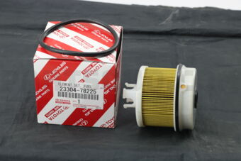 Toyota 2330478225 ELEMENT SET FUEL